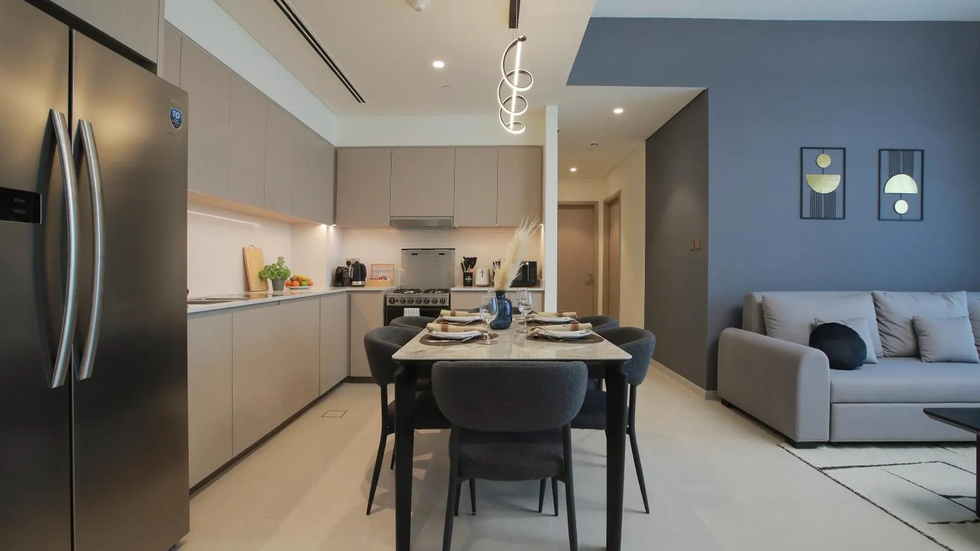 Full Burj Khalifa And Fountains Views Apartment Dubai