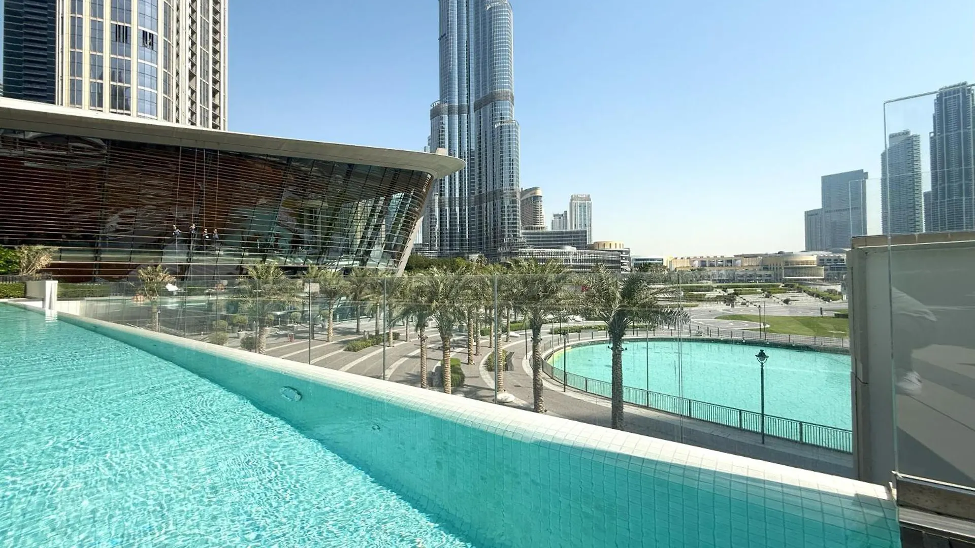 Full Burj Khalifa And Fountains Views Apartment Dubai