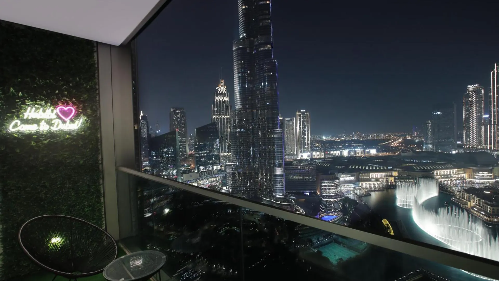 Full Burj Khalifa And Fountains Views Apartment Dubai